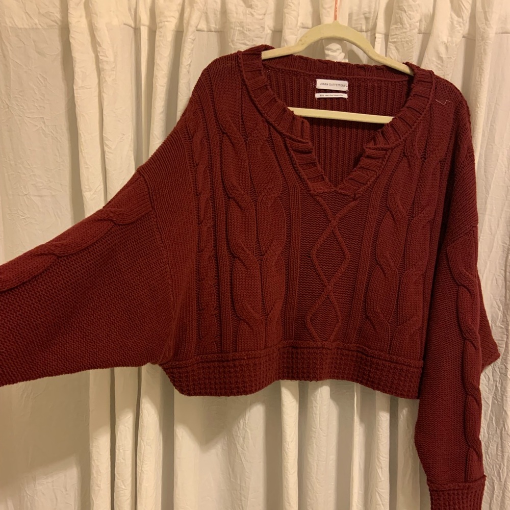 Burgundy Cropped Cable Knit Urban Outfitters Sweater Size Medium Oversized